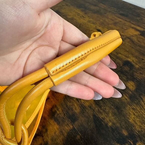 Dolce &‎ Gabbana D&G Rhinestone Embellished Clear Orange Vinyl Tote Bag - Picture 10 of 16